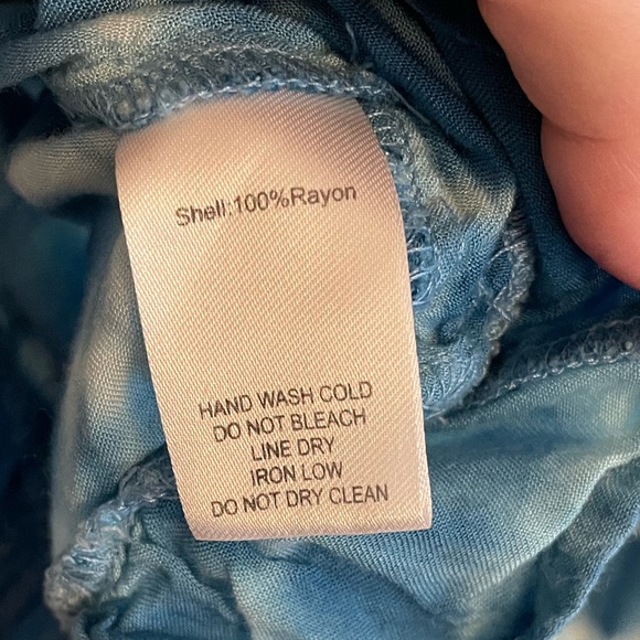 Blue Tie-Dye Women's Top - Picture 4 of 5